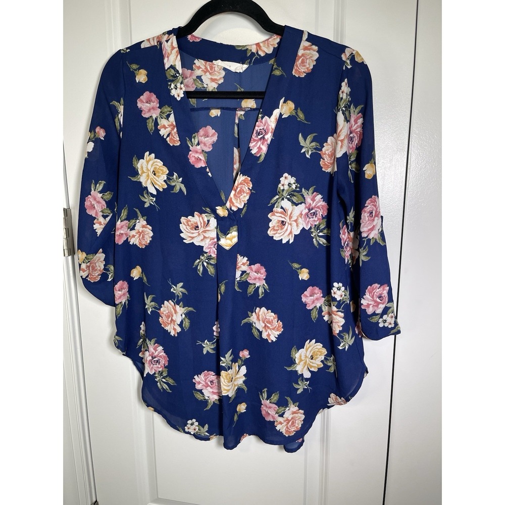 Lush Floral Print Blouse Roll-Tab Sleeve V-Neck Navy Top Casual Career Sz XS